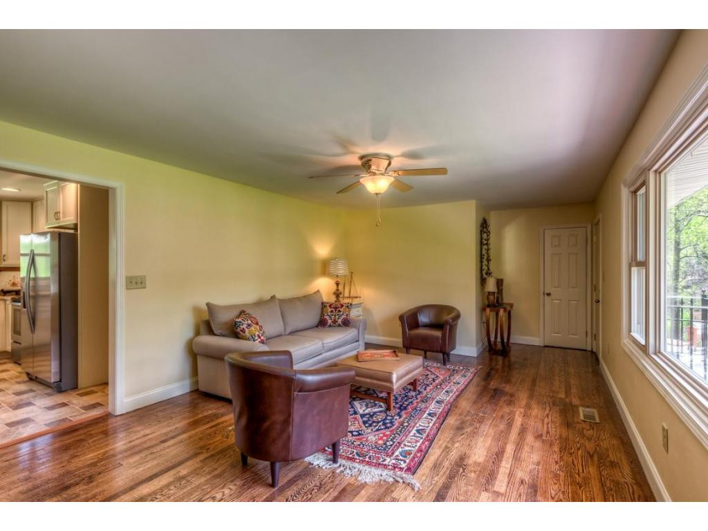 403 Spring Brook Drive Bristol, TN 37620 - Photo 6 of 24 Photo 6