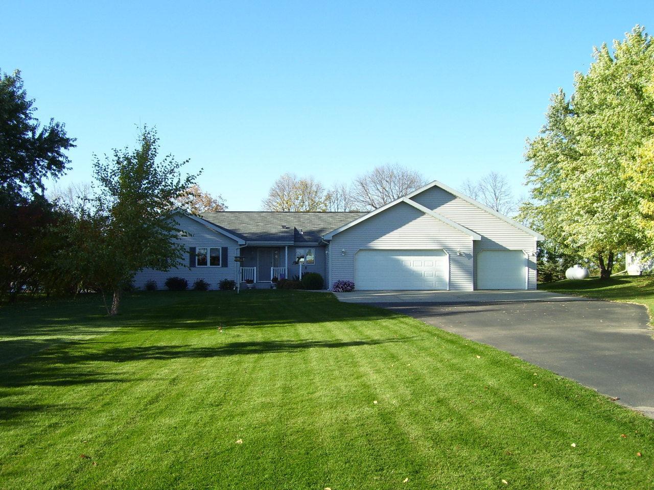 40445 Aerovilla Road Perham, MN 56573 - Photo 1 of 1 Gallery Image 1