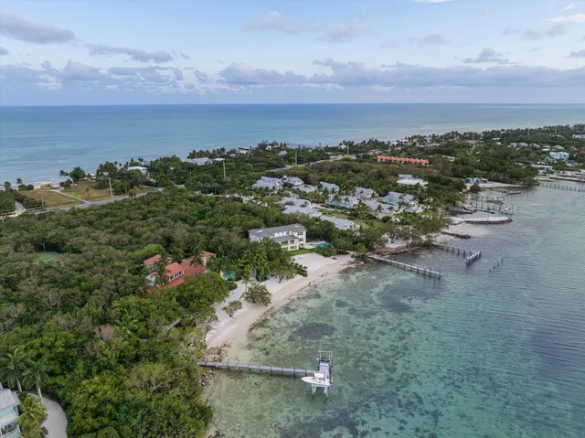 $15,750,000 | 75840 Overseas Highway, Islamorada, FL 33036