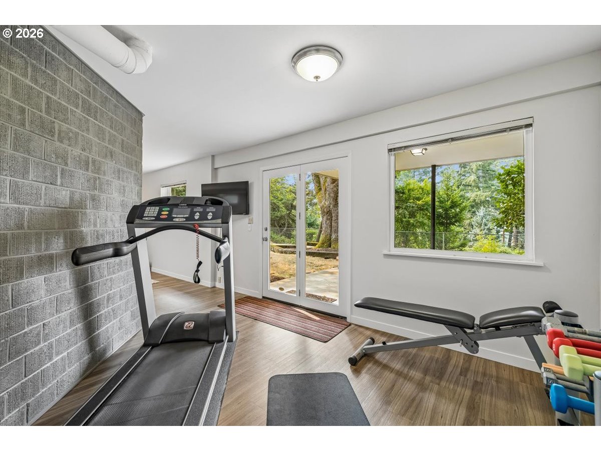 4726 Southwest Patton Road Portland, OR 97221 - Photo 25 of 29 Gym