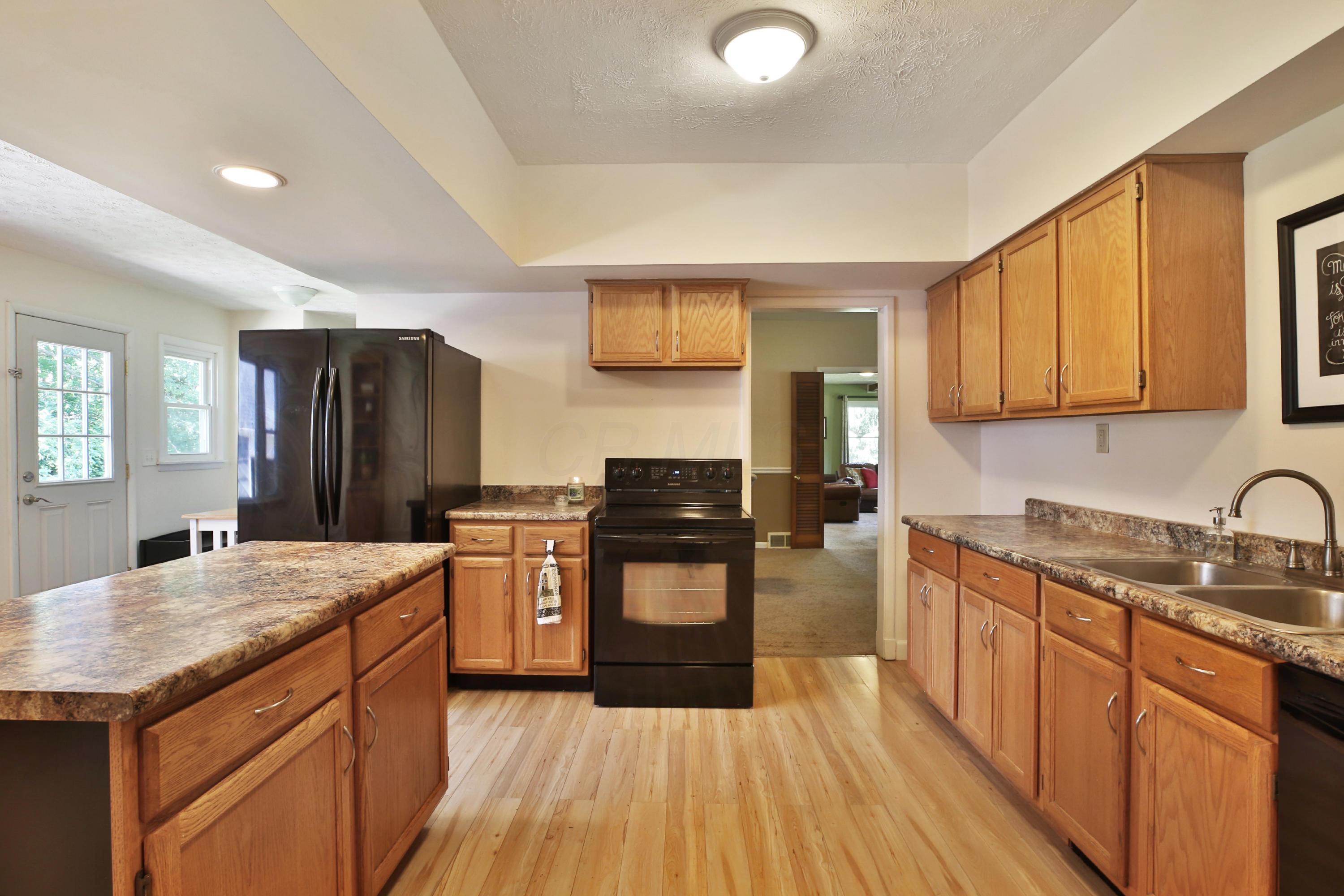 1350 East Cooke Road Columbus, OH 43224 - Photo 11 of 52 Gallery Image 11