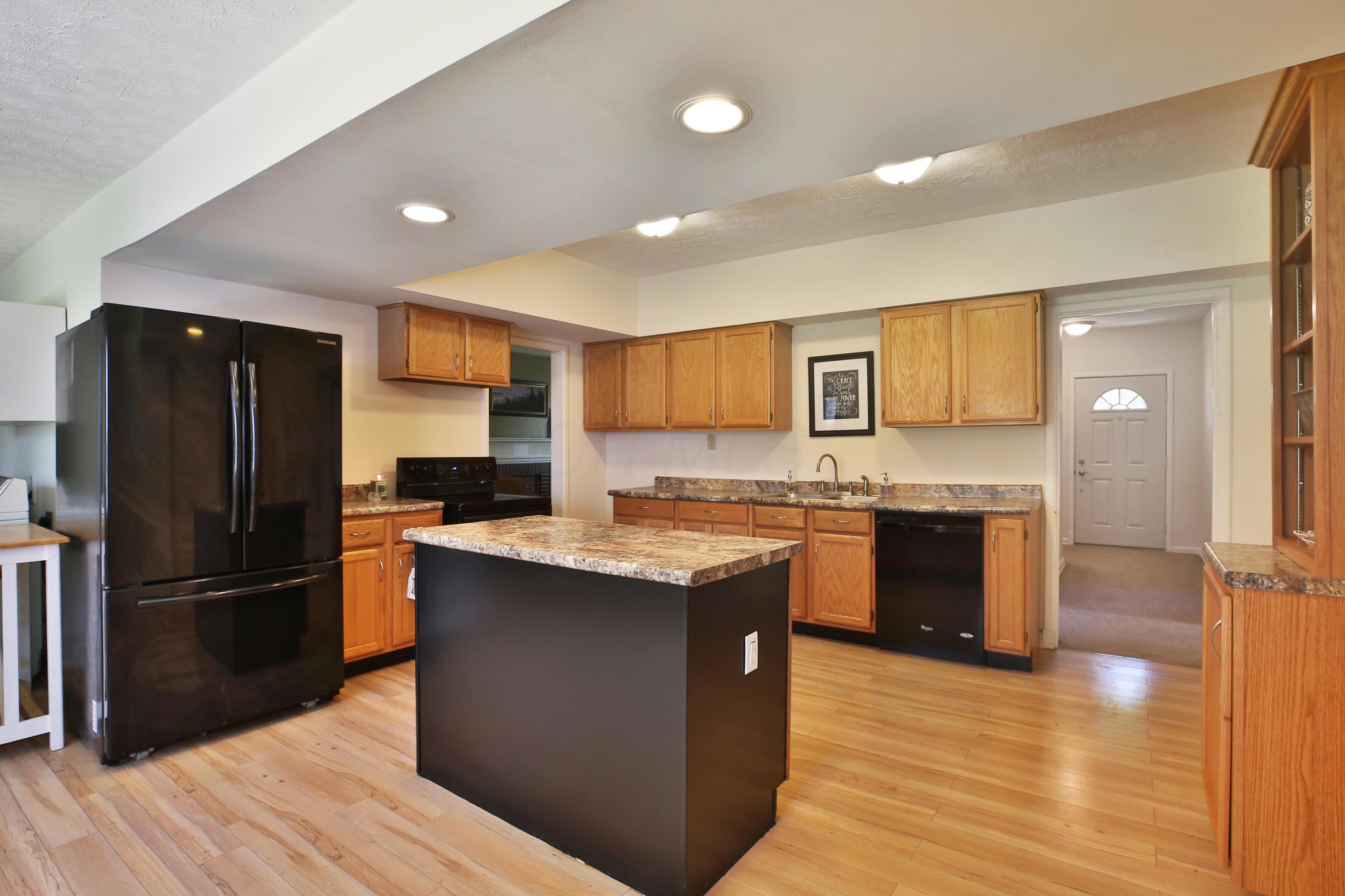 1350 East Cooke Road Columbus, OH 43224 - Photo 12 of 52 Gallery Image 12