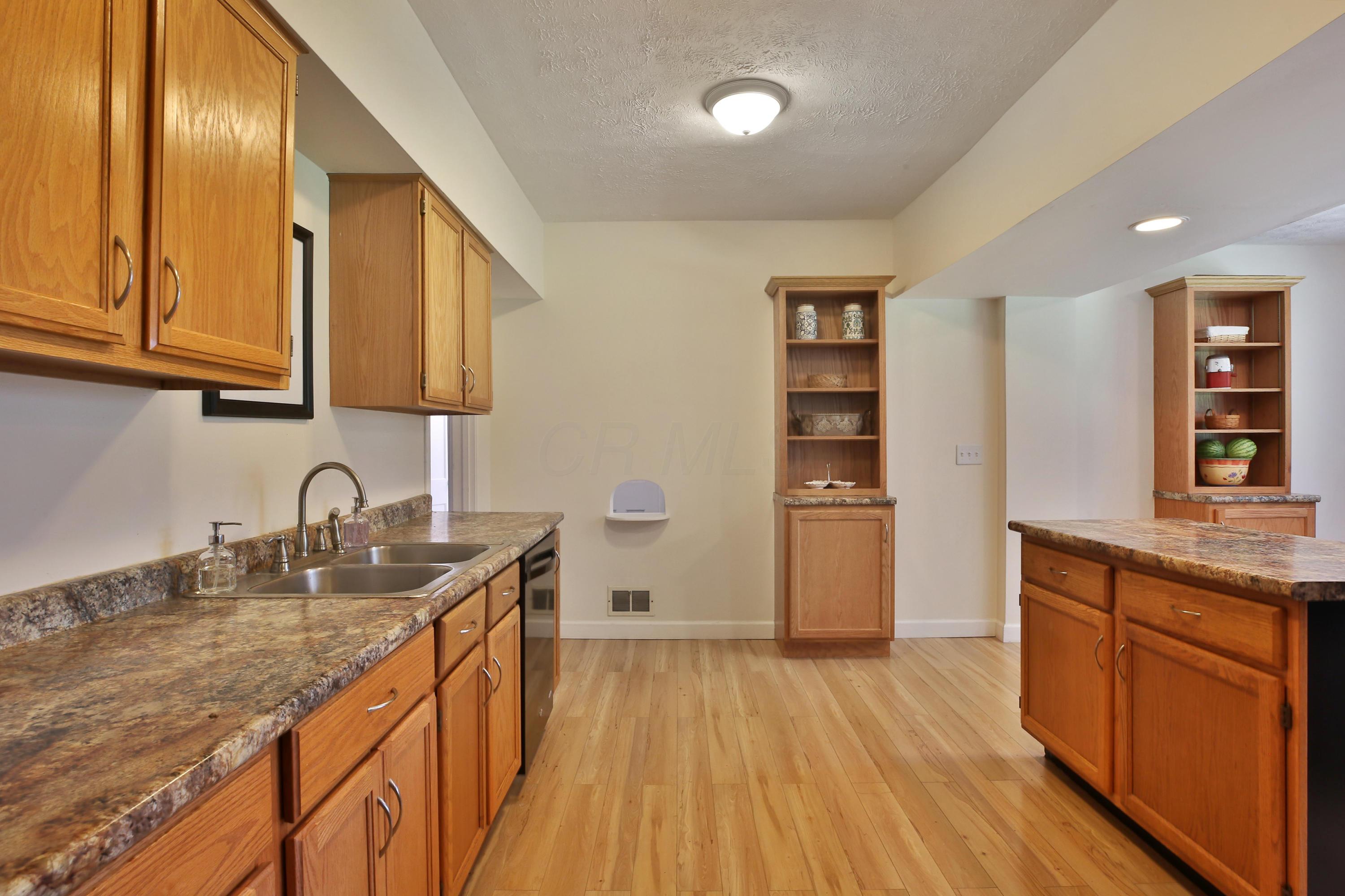 1350 East Cooke Road Columbus, OH 43224 - Photo 13 of 52 Gallery Image 13
