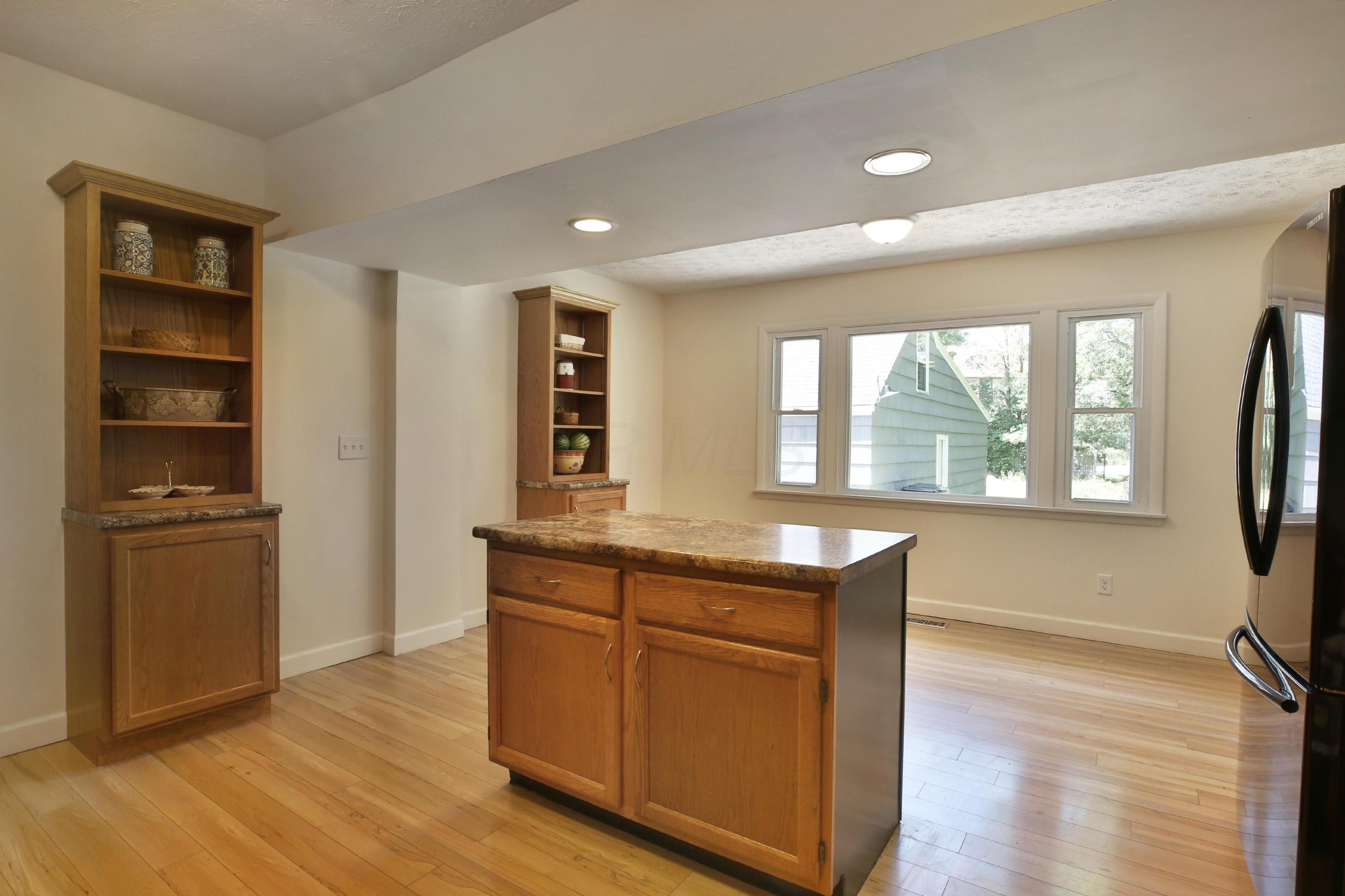 1350 East Cooke Road Columbus, OH 43224 - Photo 14 of 52 Gallery Image 14