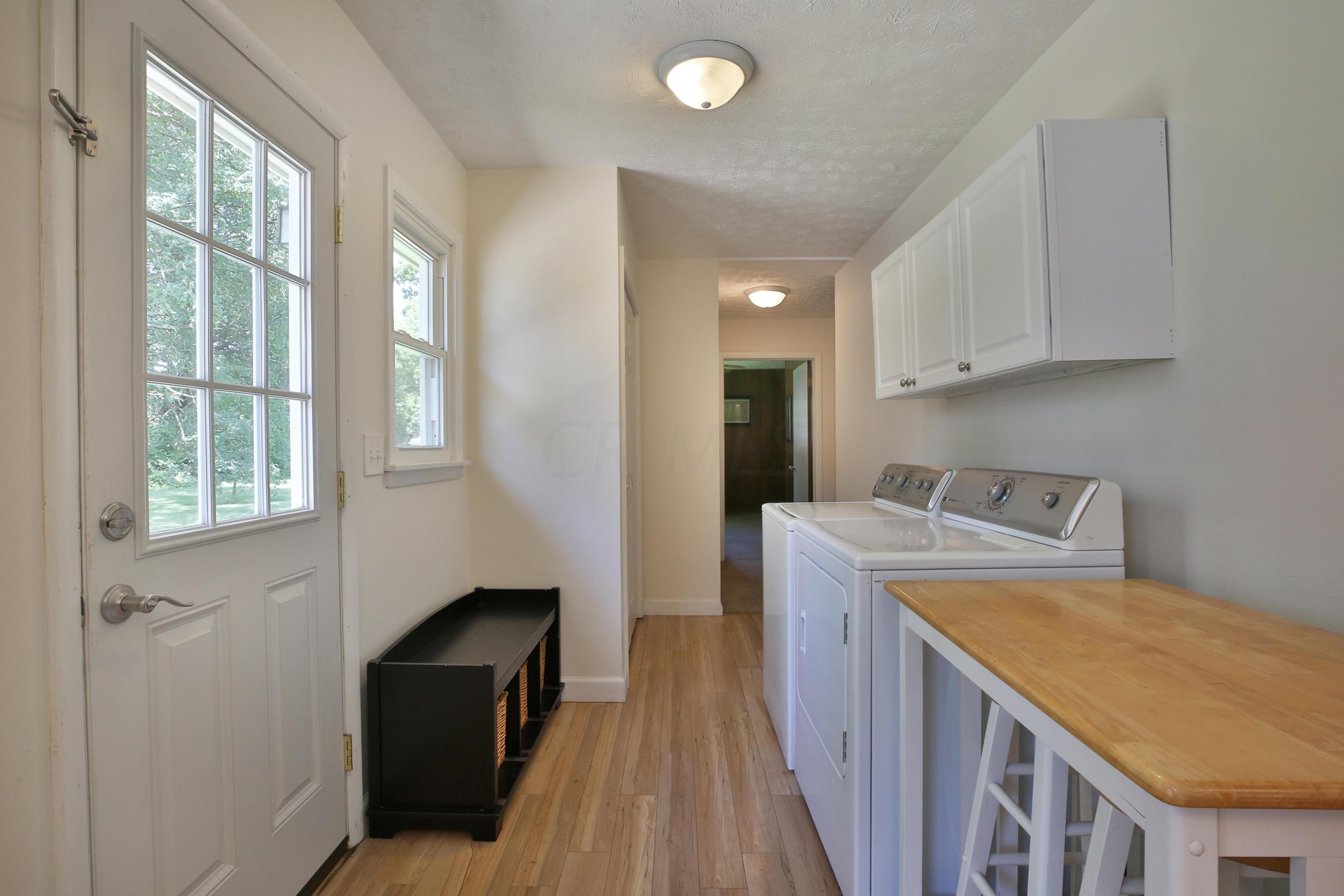 1350 East Cooke Road Columbus, OH 43224 - Photo 17 of 52 Gallery Image 17
