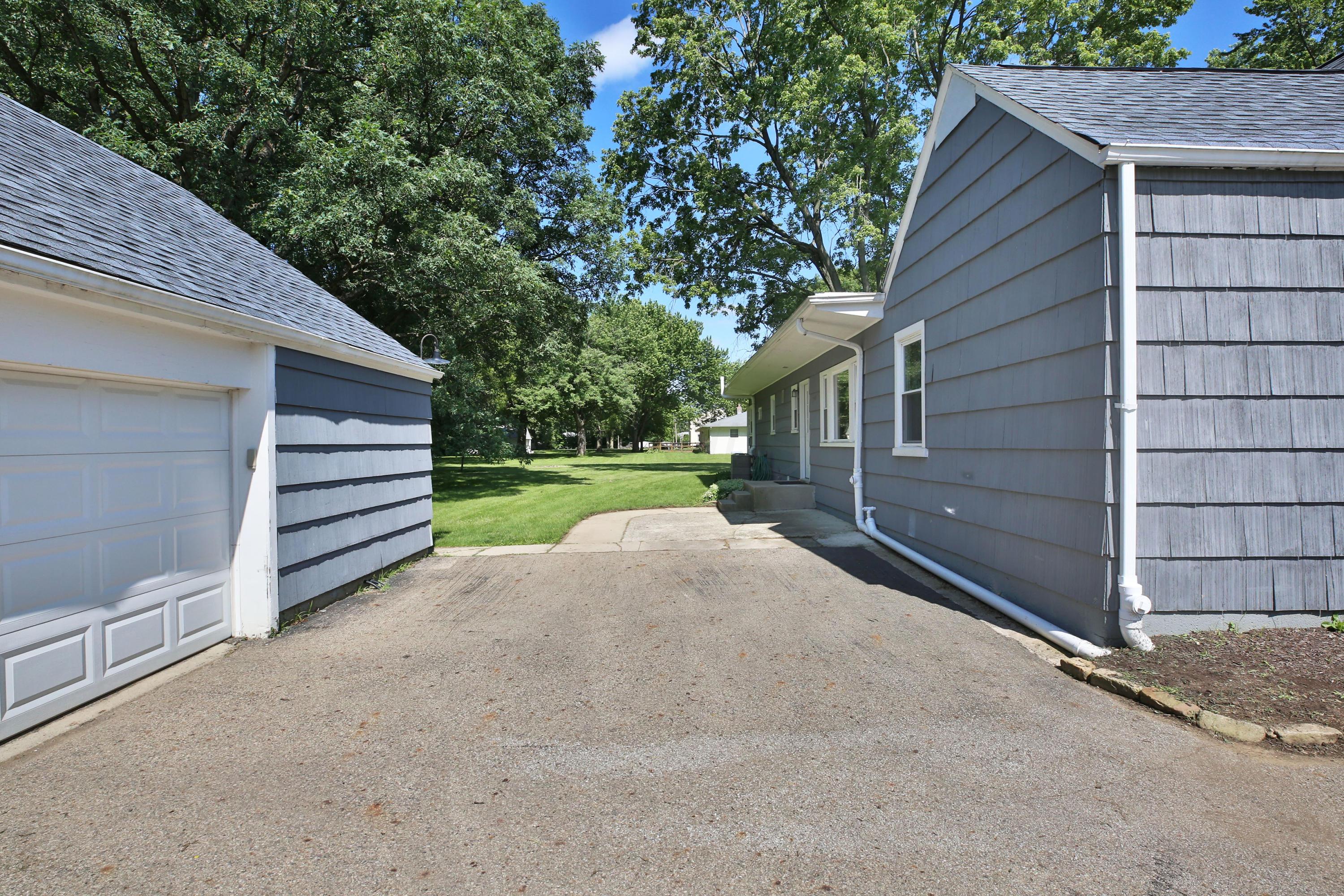 1350 East Cooke Road Columbus, OH 43224 - Photo 47 of 52 Gallery Image 47