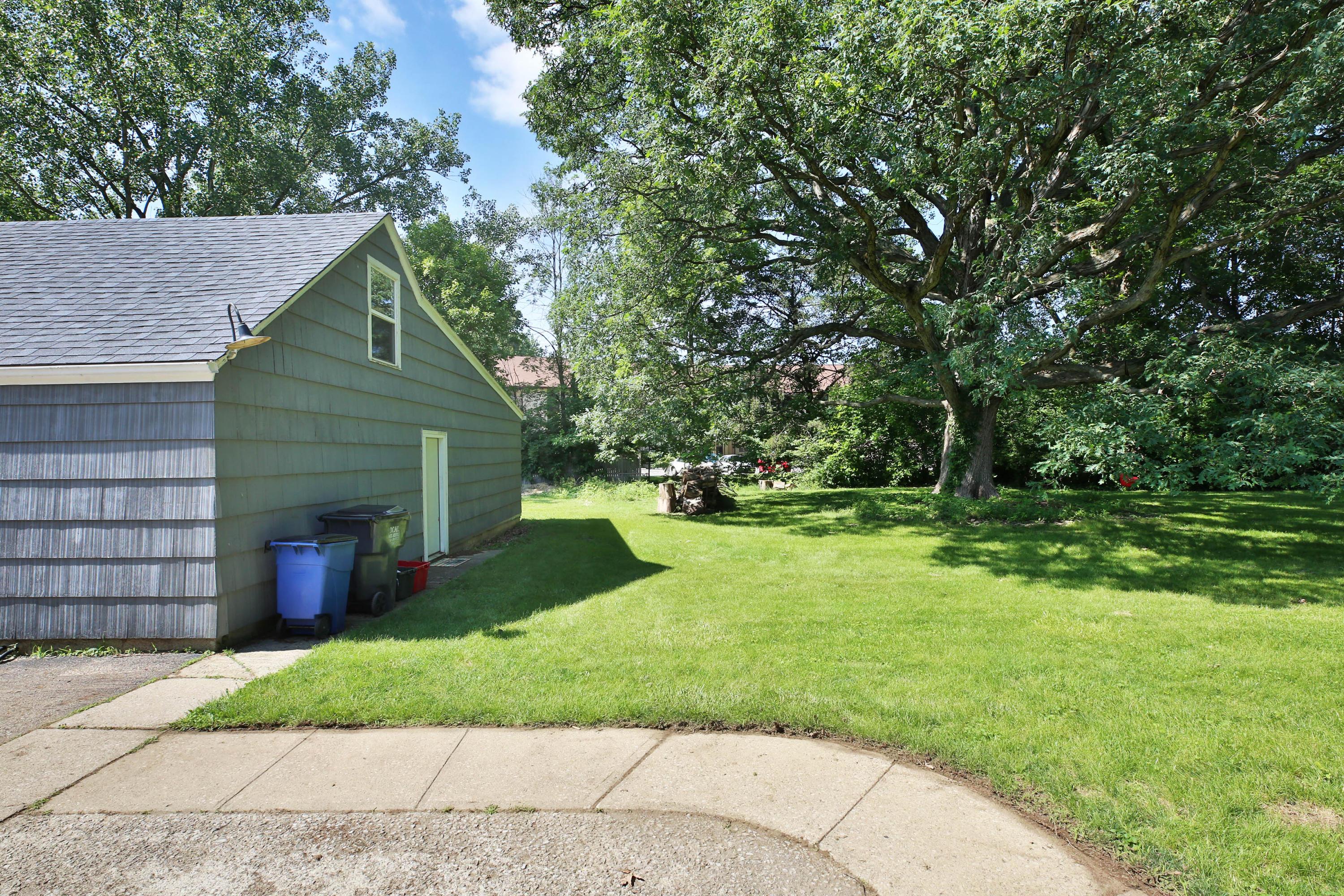 1350 East Cooke Road Columbus, OH 43224 - Photo 49 of 52 Gallery Image 49