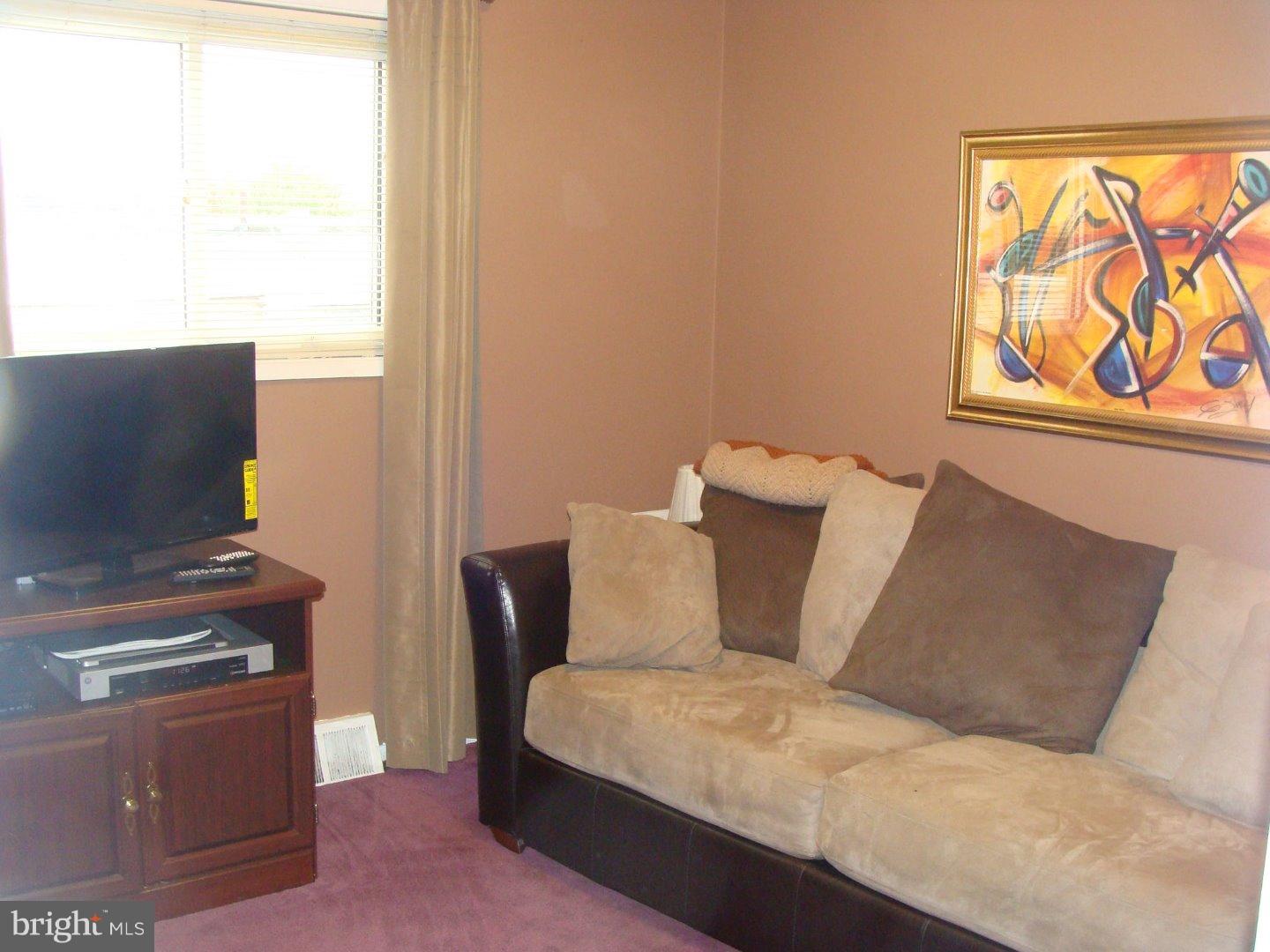 121 Juniper Road Havertown, PA 19083 - Photo 12 of 24 Bedroom 3