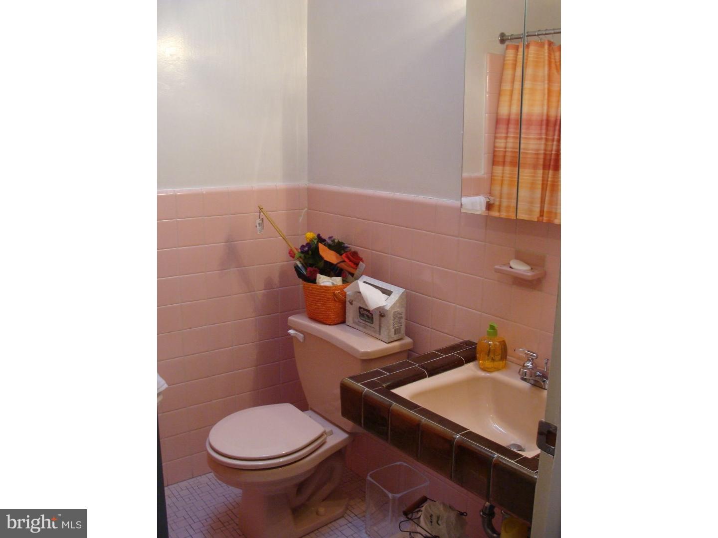 121 Juniper Road Havertown, PA 19083 - Photo 14 of 24 Bathroom
