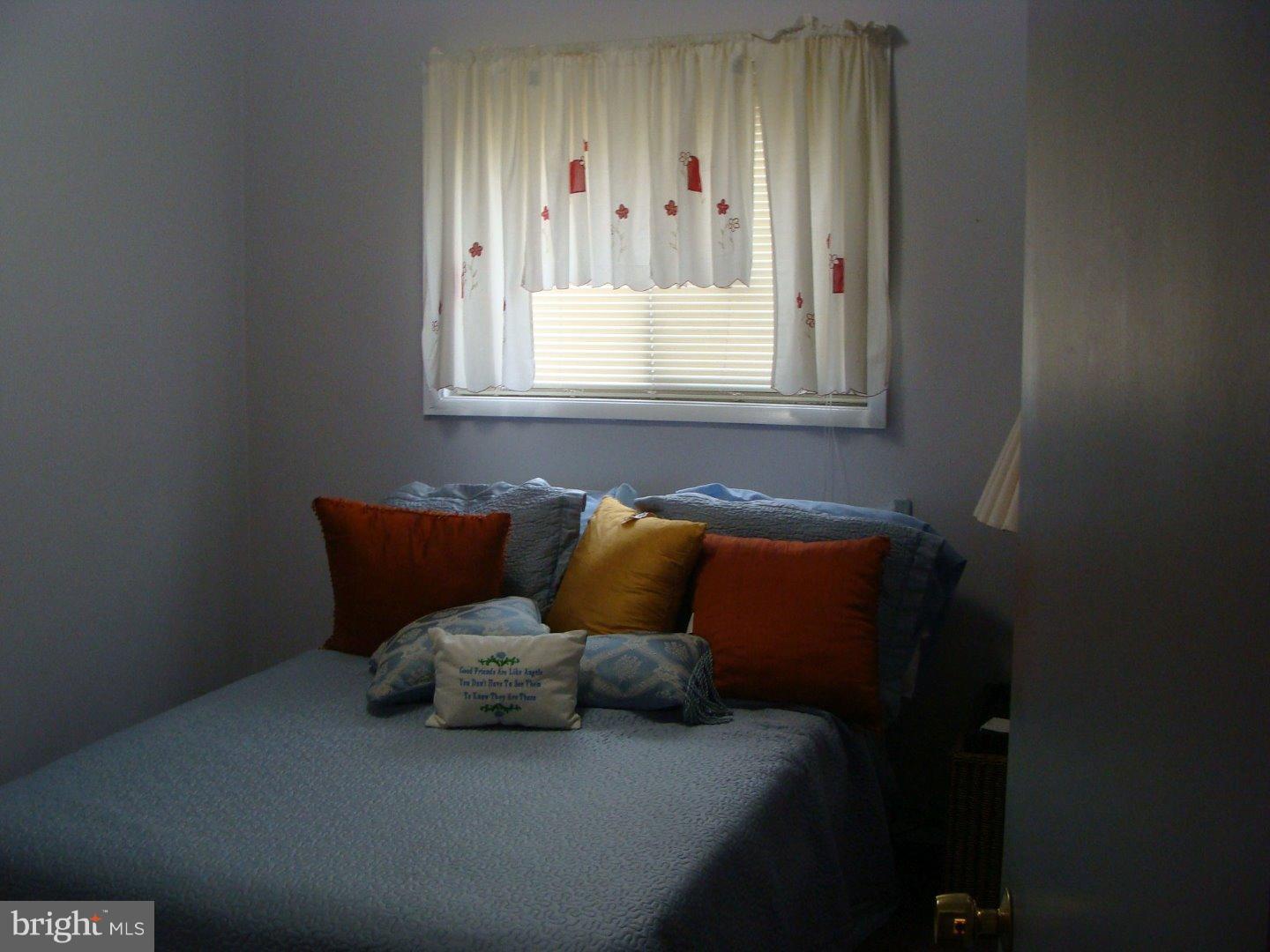121 Juniper Road Havertown, PA 19083 - Photo 20 of 24 Bedroom 2