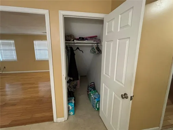 a view of a storage & utility room in a storage room