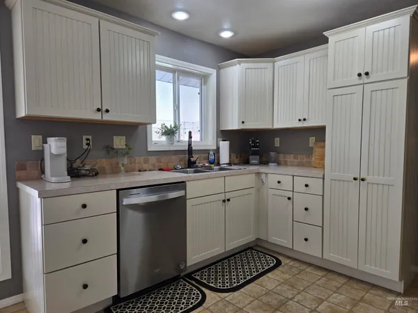 $525,000 | 1932 Northwest 4th Avenue, Ontario, OR 97914