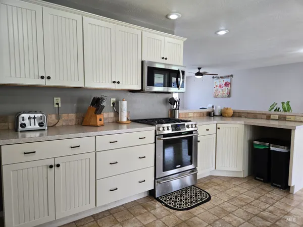 $525,000 | 1932 Northwest 4th Avenue, Ontario, OR 97914
