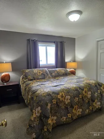 $525,000 | 1932 Northwest 4th Avenue, Ontario, OR 97914