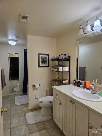 $525,000 | 1932 Northwest 4th Avenue, Ontario, OR 97914