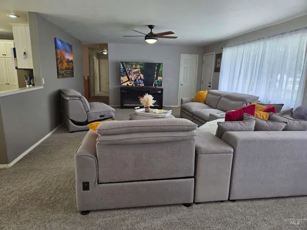 $525,000 | 1932 Northwest 4th Avenue, Ontario, OR 97914