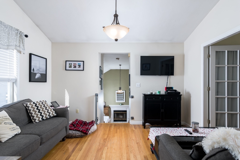 27 Inverness Avenue Worcester, MA 01604 - Photo 16 of 26 Gallery Image 16
