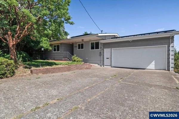$565,000 | 1535 Corina Drive Southeast, Salem, OR 97302