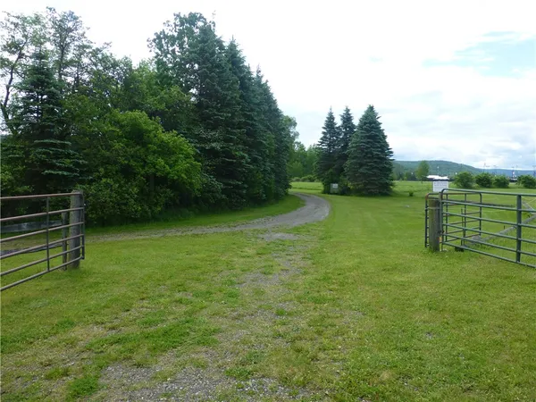 $1,200,000 | 12 Commons Drive, Hartwick, NY 13326
