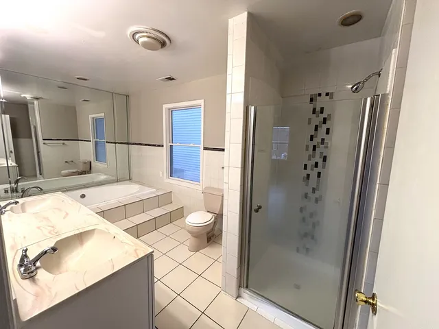 $649,900 | 1101 North Princeton Avenue, Villa Park, IL 60181