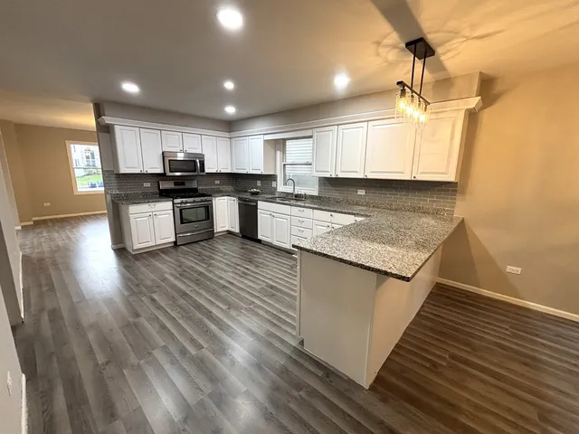 $649,900 | 1101 North Princeton Avenue, Villa Park, IL 60181