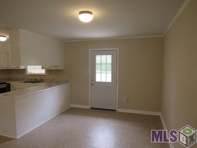 16622 Stephanie Avenue Baton Rouge, LA 70819 - Photo 3 of 20 Gallery Image 3