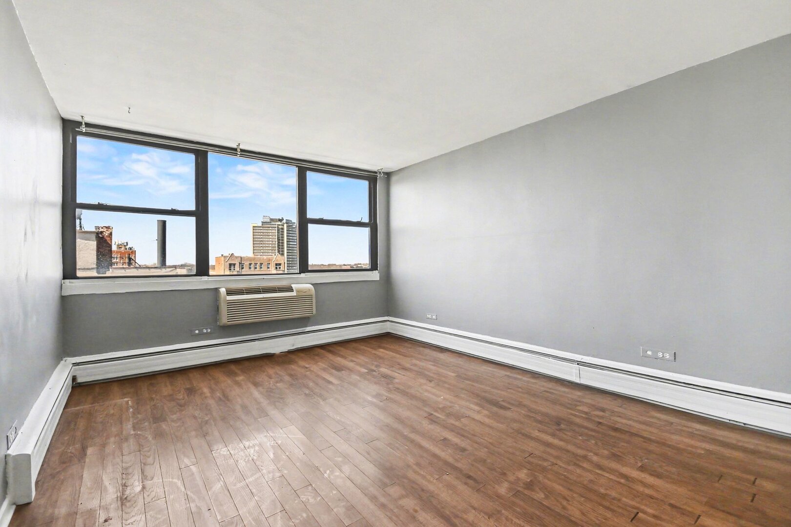 5740 North Sheridan Road, Unit 8D Chicago, IL 60660 - Photo 9 of 27