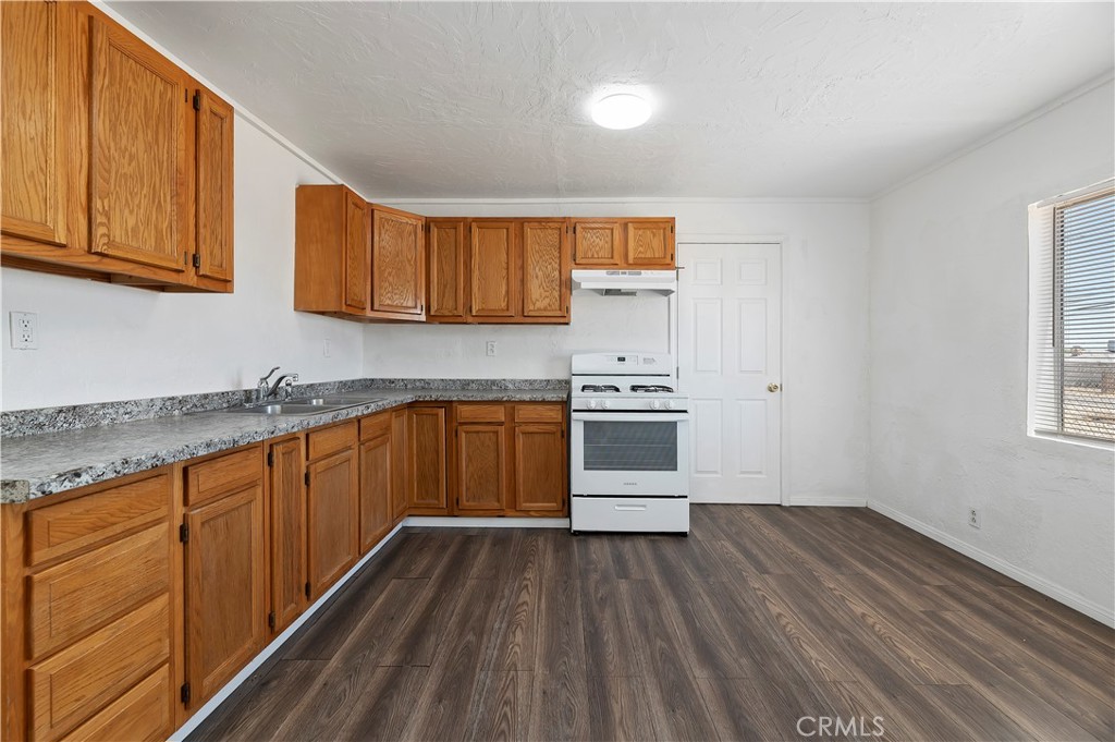 34942 Birch Road Barstow, CA 92311 - Photo 8 of 27