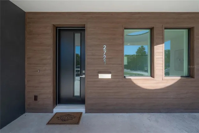 $4,995 | 2721 17th Avenue North, St. Petersburg, FL 33713