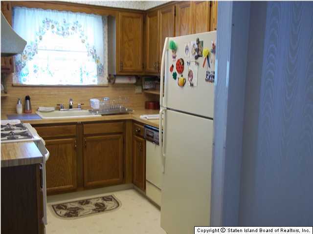 11 Signs Road, Unit B Staten Island, NY 10314 - Photo 6 of 17 Additional Photo