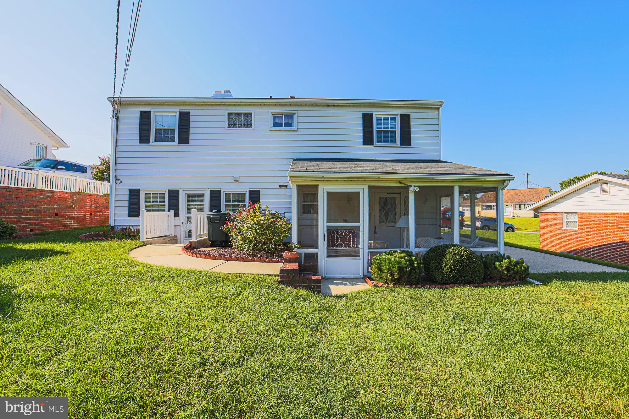 9624 Dundawan Road Nottingham, MD 21236 - Photo 31 of 36 Exterior Rear
