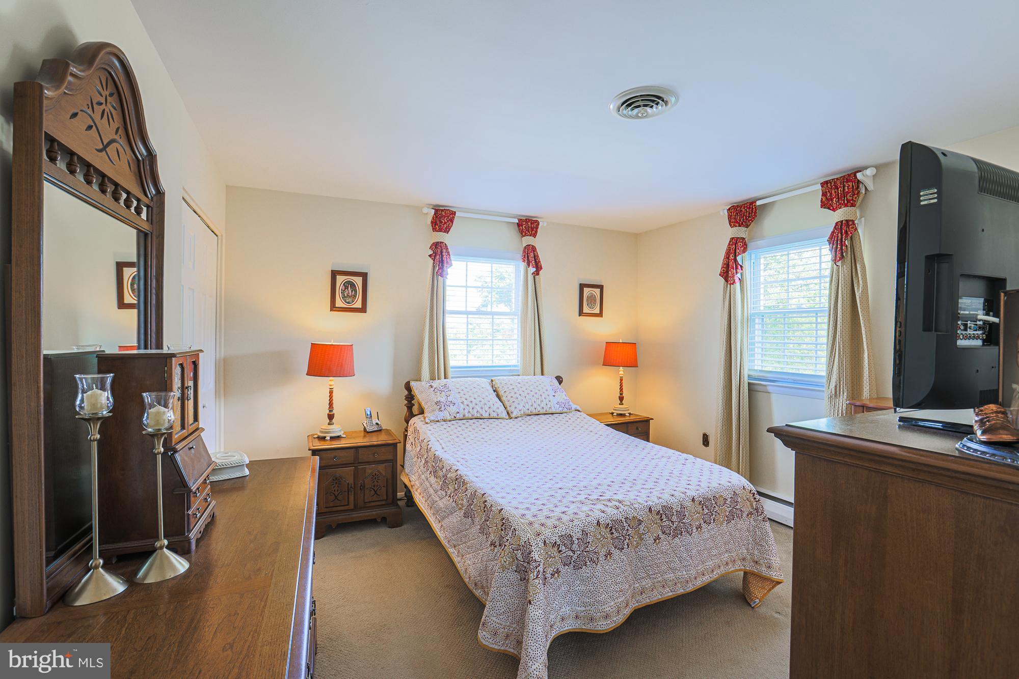 9624 Dundawan Road Nottingham, MD 21236 - Photo 7 of 36 Primary Bedroom-Main Level