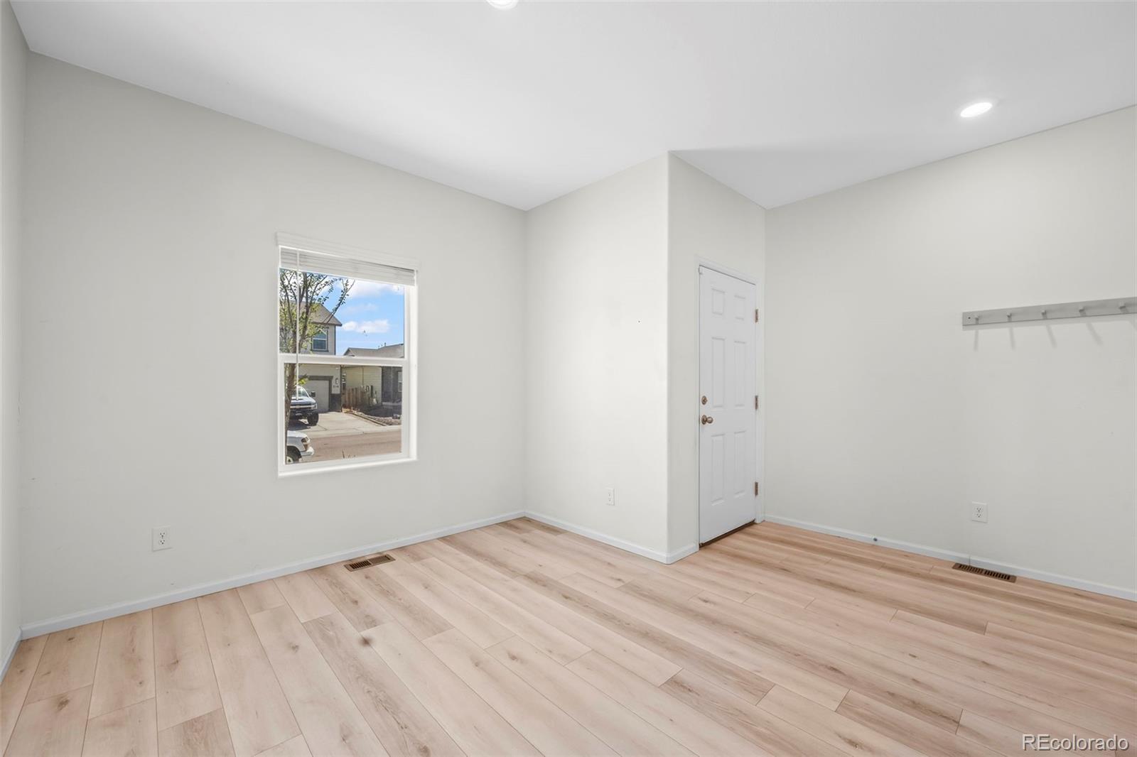 311 Maple Street Bennett, CO 80102 - Photo 9 of 36