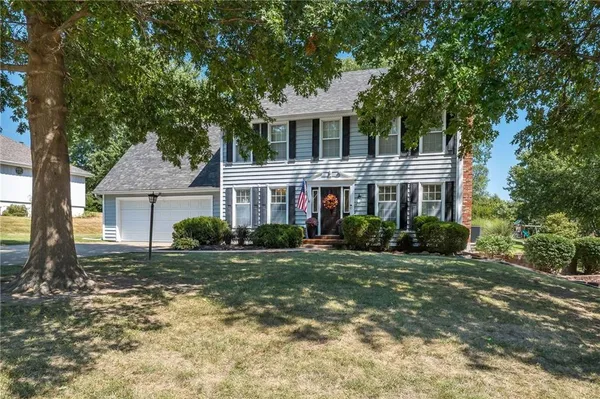 $375,000 | 2201 Green Meadows Court, St. Joseph, MO 64506