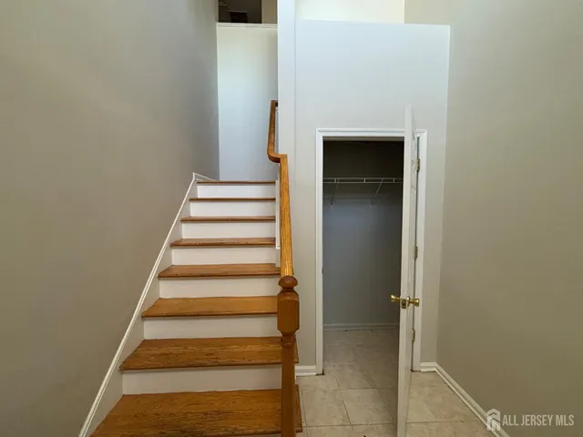 $2,890 | 189 Sunshine Drive, Unit 189, Piscataway, NJ 08854