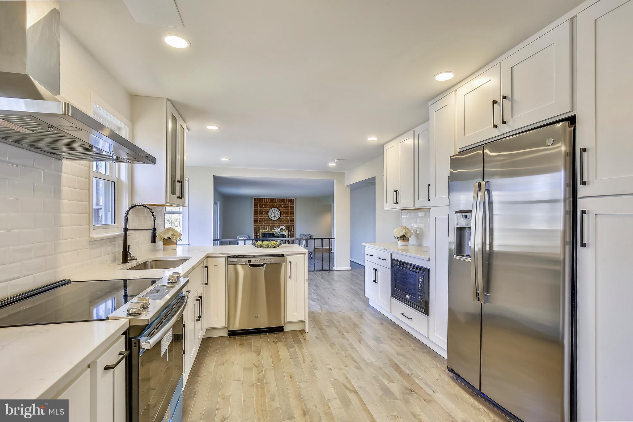 1508 Laurel Hill Road Vienna, VA 22182 - Photo 10 of 57 Gallery Image 10