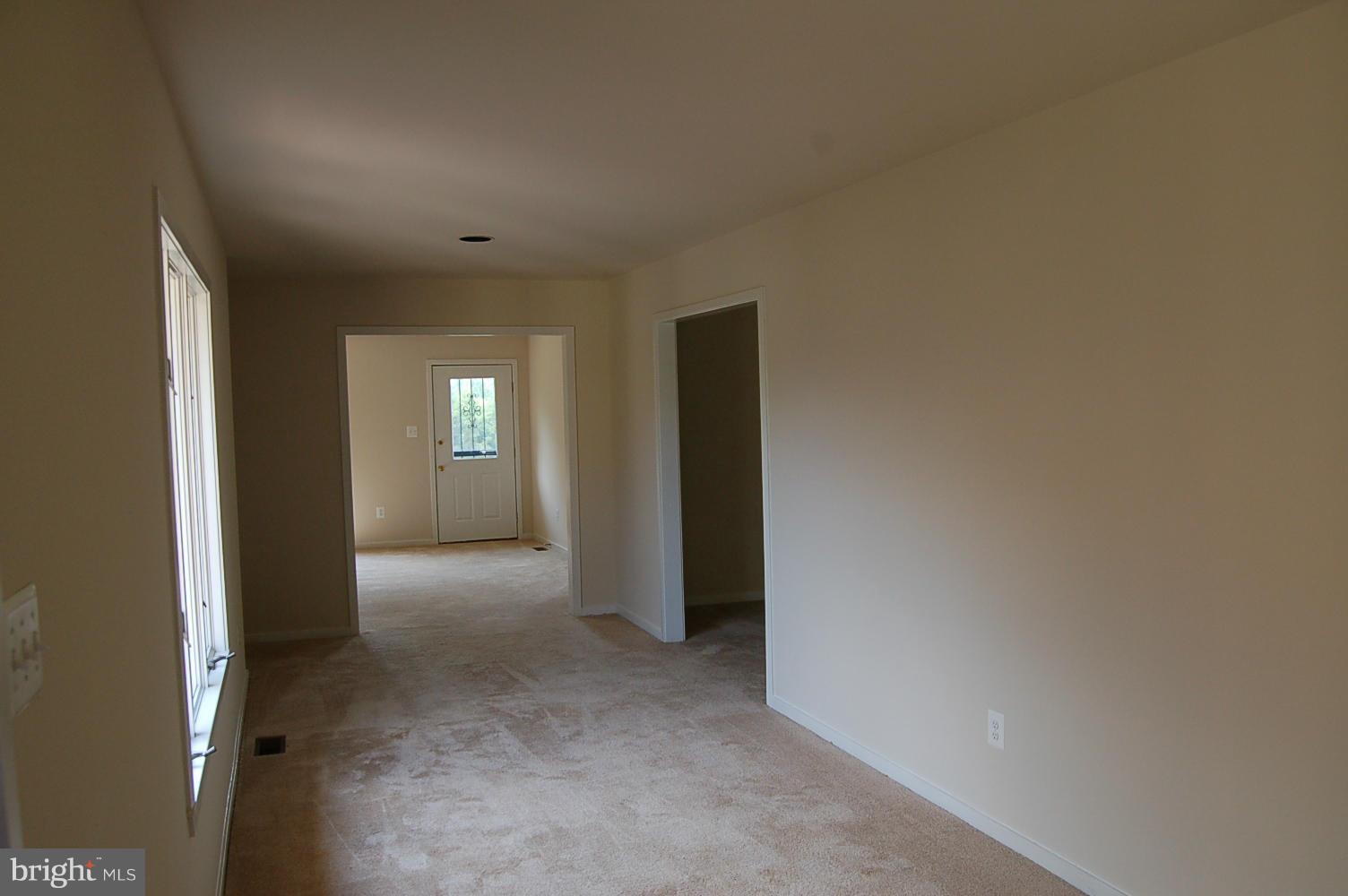 301 Storck Road Fredericksburg, VA 22406 - Photo 14 of 26 Entrance Hall