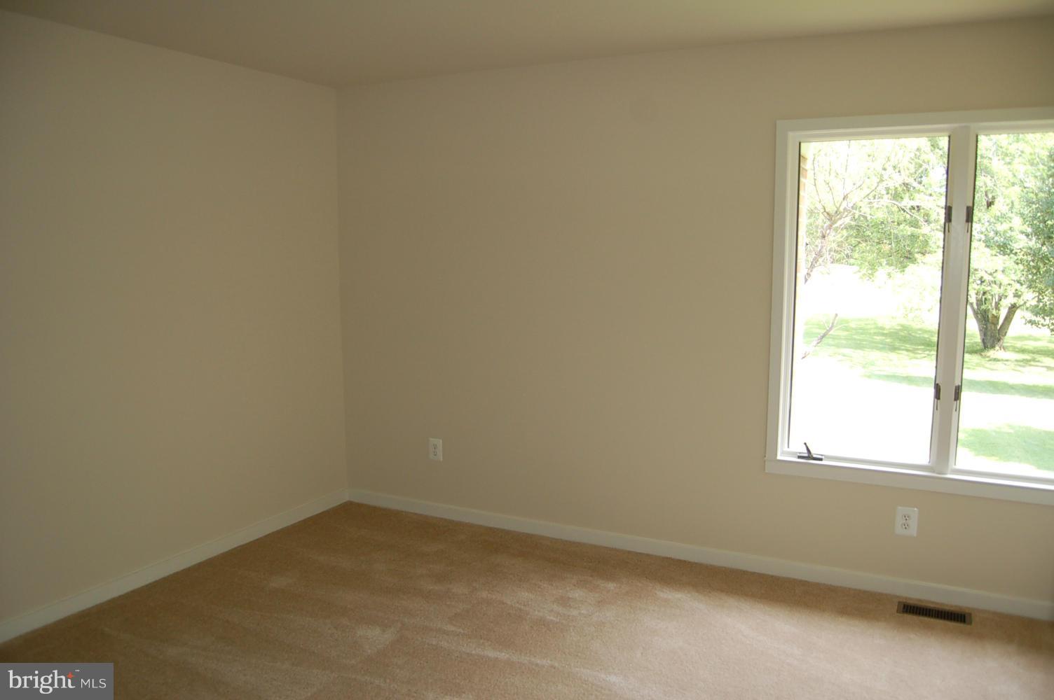 301 Storck Road Fredericksburg, VA 22406 - Photo 22 of 26 Bedroom