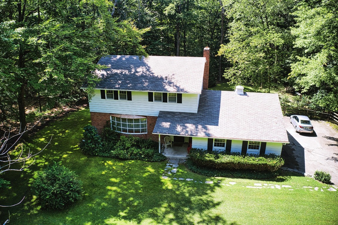 1853 Cafferty Hill Road Endicott, NY 13760 - Photo 2 of 40 Gallery Image 2