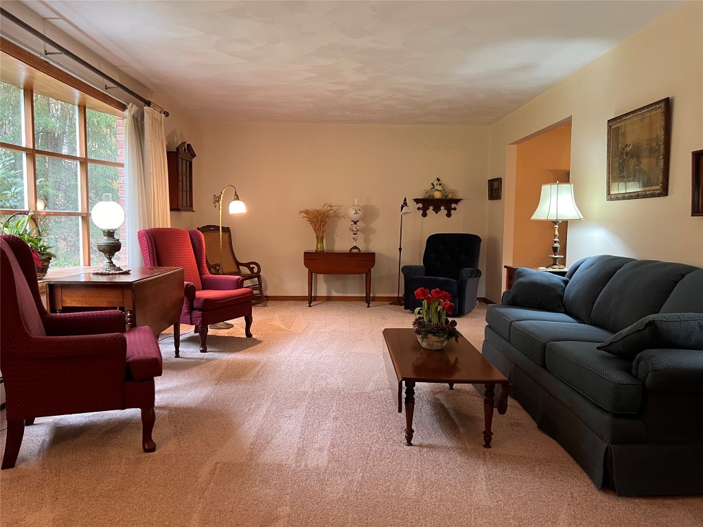 1853 Cafferty Hill Road Endicott, NY 13760 - Photo 5 of 40 Gallery Image 5