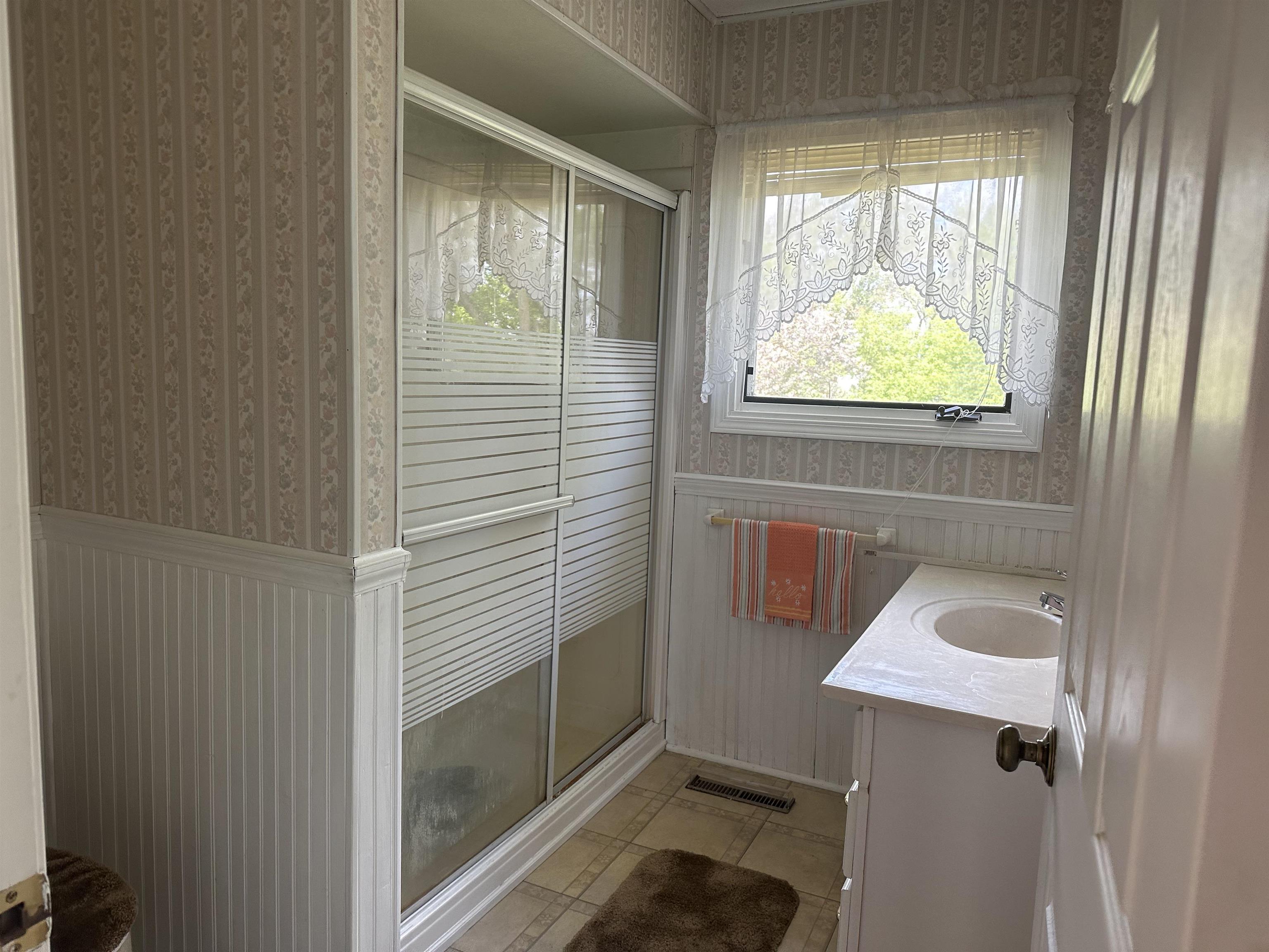 1023 East Coggins Road Pinconning, MI 48650 - Photo 9 of 12 Gallery Image 9