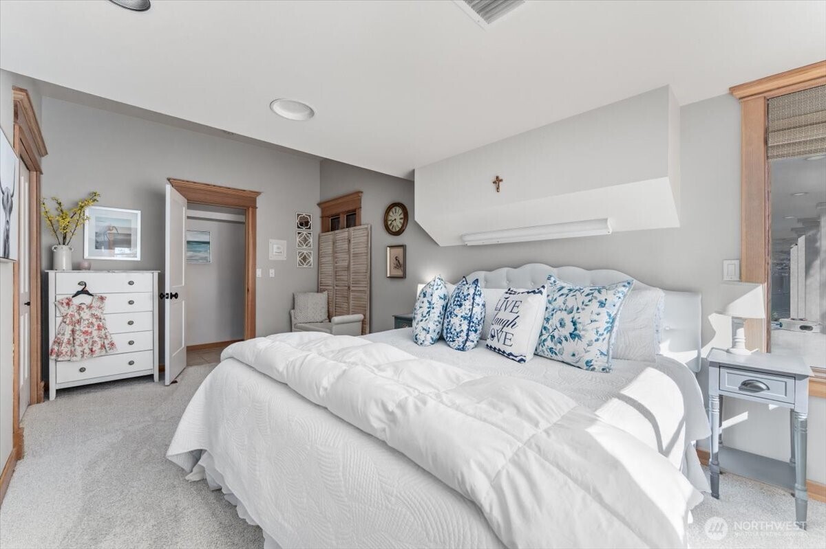3300 South Lakeshore Road Chelan, WA 98816 - Photo 34 of 40