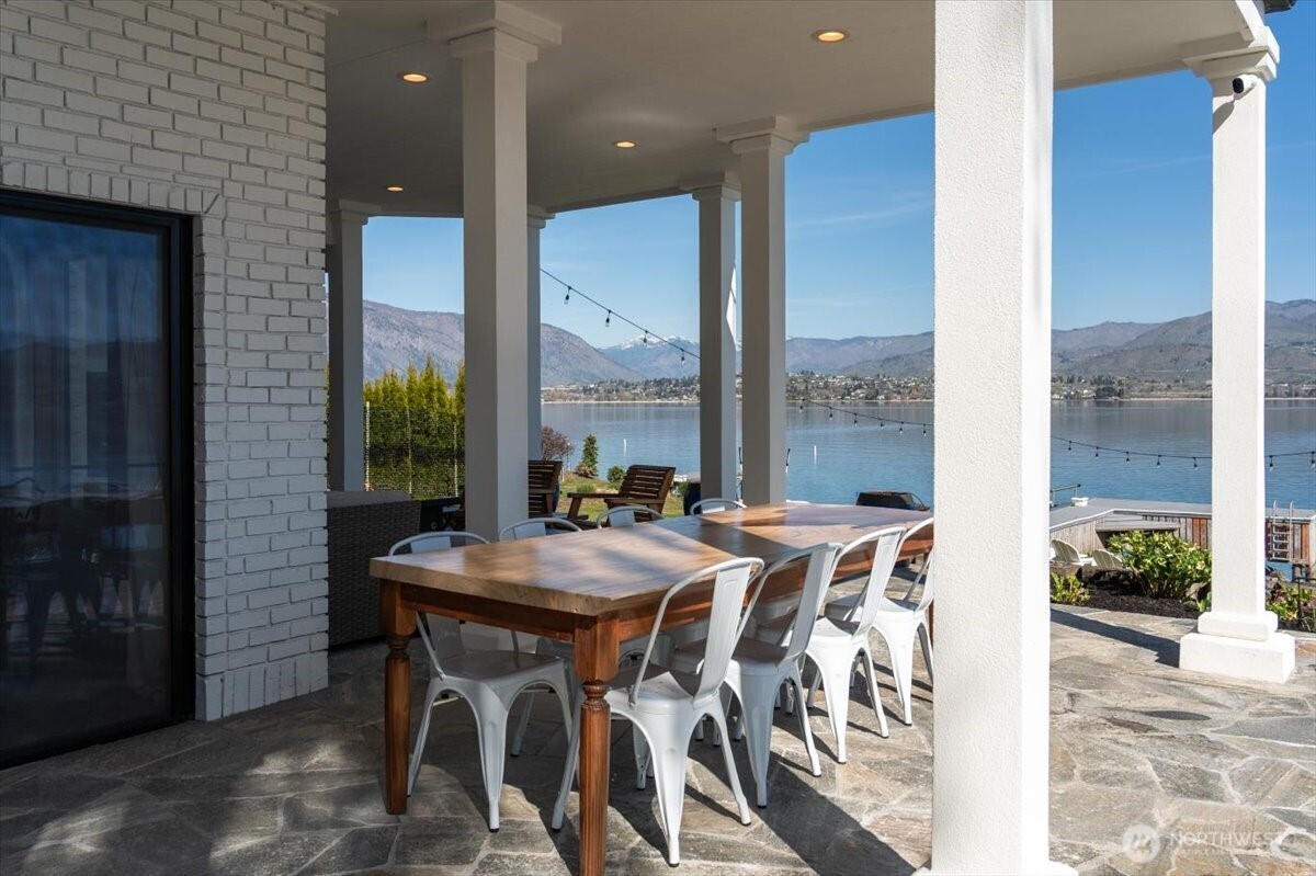 3300 South Lakeshore Road Chelan, WA 98816 - Photo 39 of 40