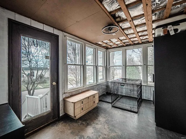 $99,500 | 1210 Walnut Street, Petersburg, IN 47567