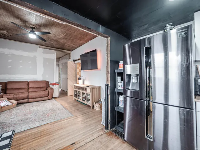 $99,500 | 1210 Walnut Street, Petersburg, IN 47567