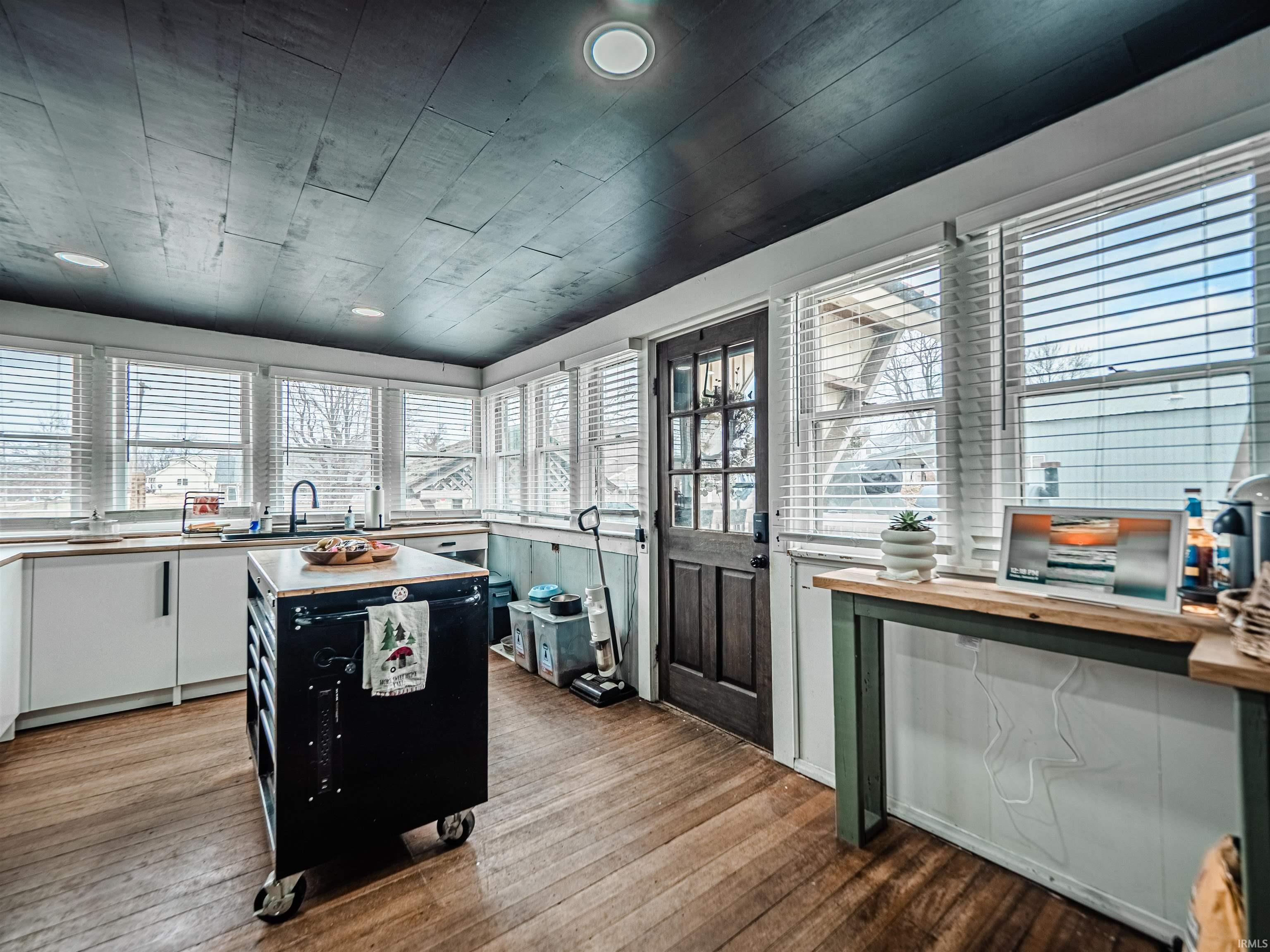 1210 Walnut Street Petersburg, IN 47567 - Photo 4 of 34