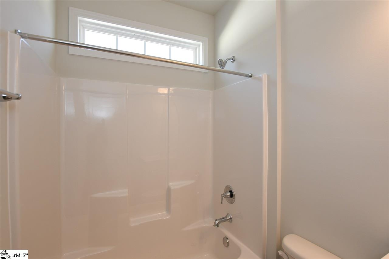 14 Octavia Road Taylors, SC 29687 - Photo 23 of 32 Gallery Image 23