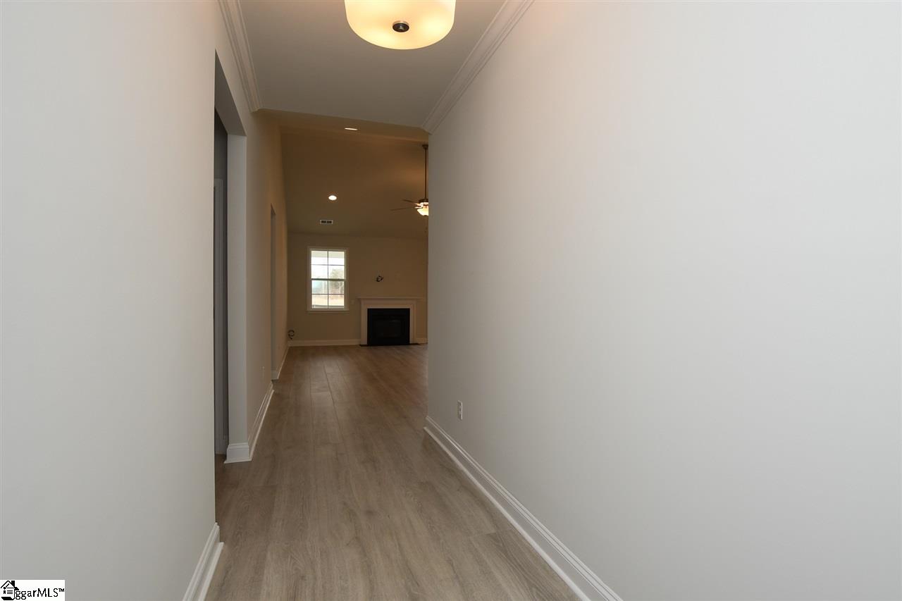 14 Octavia Road Taylors, SC 29687 - Photo 8 of 32 Gallery Image 8