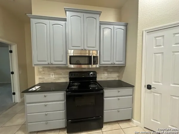 $2,650 | 101 Cielo Vista, Canyon Lake, TX 78133