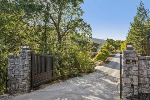 $16,900,000 | 3 Vintage Court, Woodside, CA 94062